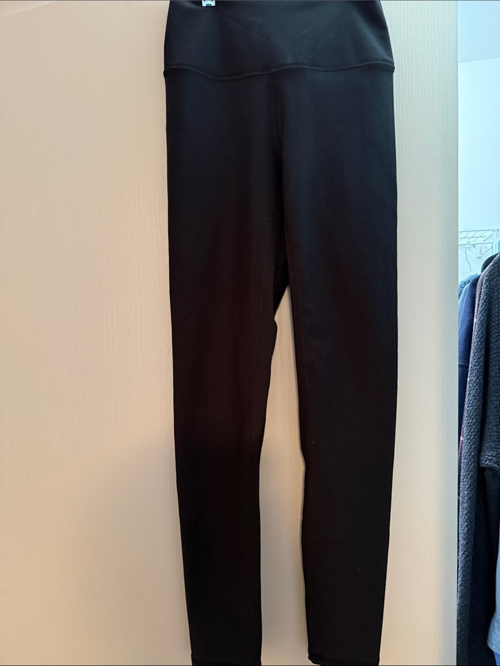 Black Abercrombie and Finch Leggings - Stretchy Comfort Bottoms